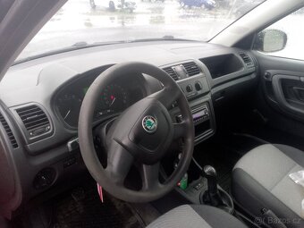 Prodám fabia 2 12 TSI 63 kW rok 2010 stk nová - 4