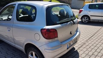 Toyota Yaris 1.0 VVti Klima Model 2004///Havarovaná/// - 4