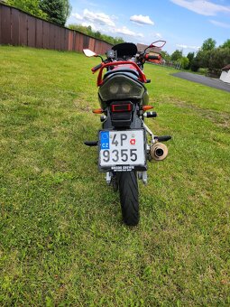Honda CBR 125R - 4