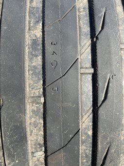 Prodám letní pneu Nokian 275/45/R20 110Y XL - 4
