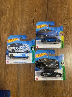 Hotwheels - 4