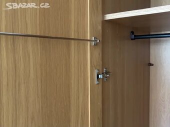 Jitona Masivní dubová šatní skříň (5 dveřová) - 4