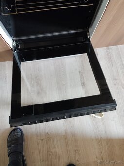 Elektrický sporák se sklokeramickou deskou - 4