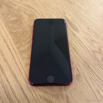 iPhone SE 2022 64GB red, pěkný stav, 12 měsíců záruka - 4