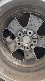 BMW 17" Kola style 327 Zimní pneu 225/55 r17 Runflat - 4