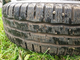 195/70R15 C pneu zimní vzorek 6-9mm - 4