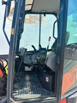 Pasovy minibagr Kubota U27-4 - 4