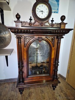 Starožitný hrací stroj Polyphon, Lipsko, Německo, 1898 - 4