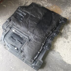 Plast pod motor a převodovku na Toyotu C–HR - 4