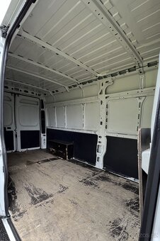 K pronájmu dodávka Peugeot Boxer velikost L4H2 - 4