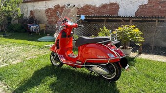 Vespa GTS 300 HPE + mnoho doplňků - 4