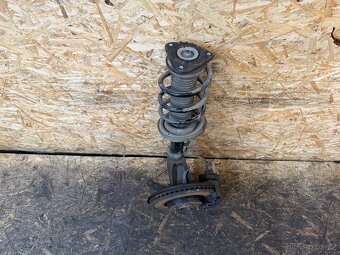 KOMPLETNÍ PRAVÁ PŘEDNÍ TĚHLICE S TLUMIČEM - 4