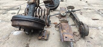 Zadní naprava široká škoda 125l - 4