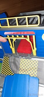 Auto policejní naklaďák - 4