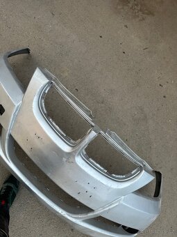 BMW e90 e91 přední nárazník - 4