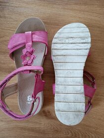 Dívčí celokožené sandálky zn. Baťa, vel. 38 - 4
