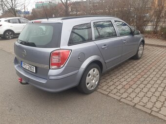 Opel Astra 1,9 CDTI H rv.2007 Nová STK 270000km - 4