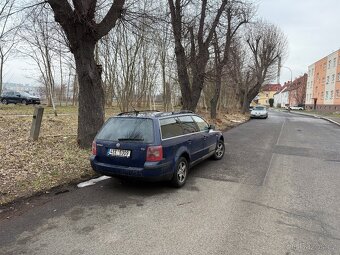 VW Passat - 4