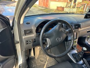 Toyota Avensis T25 2.2D4D 130kw - 4
