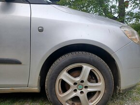 Škoda Fabia 2 kombi 1.4 16v 63kw r.2009 - 4