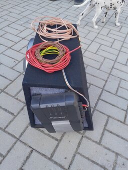 Prodám zesilovač a subwoofer Pioneer - 4