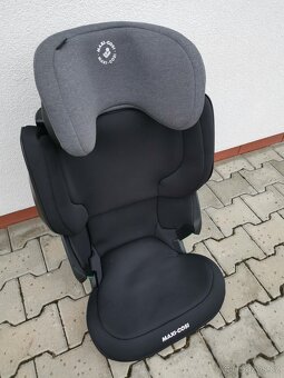 Maxi-Cosi Kore i-Size, vhodná pro děti od 100 do 150 cm - 4