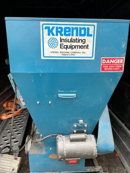 KOUPIM STROJ NA FOUKANOU IZOLACI , KRENDL - 4