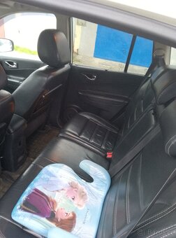 Renault Koleos SUV - 4