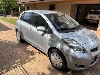 Toyota Yaris 1,3i 74kwr.v 2010 naj 130t - 4