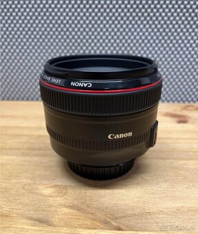Canon EF 50mm 1.2 L USM - 4