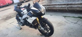 Aprilia Tuono v4r - 4