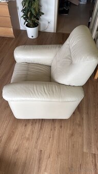 Kožené křeslo IKEA - 4