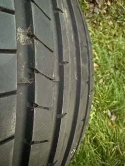 Prodam dve letni pneumatiky Dunlop 245/45 zr17 - 4