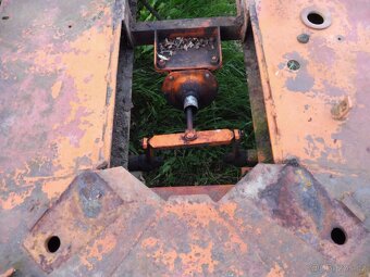 Dvoukolový podvozek - 4