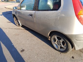Fiat punto - 4