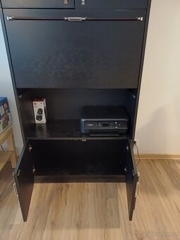 Knihovny + skříňky za odvoz - 4