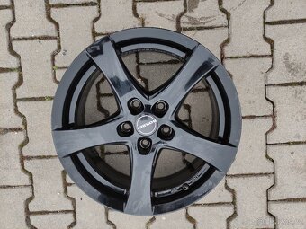 ALU LITÁ KOLA BORBET 17" , 5x114,3mm , - 4