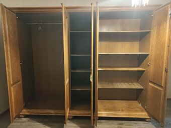 Skřín, komoda, noční stolky - 4