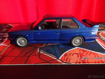 BMW E30 1:18 - 4