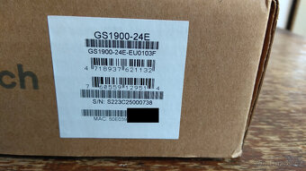switch Zyxel GS1900-24E - 4