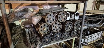 Tatra 613 díly - 4
