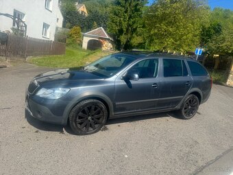 Škoda Octavia scout - 4