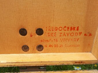 Dřevěný vojenský zdravotnický kufr - 4