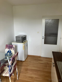 Hezký, nízkoenergetický zánovní byt 1+1 42m2 v KV-Dvory - 4