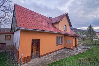 Prodej rodinného domu Česká Ves se zahradou a garáží - 4
