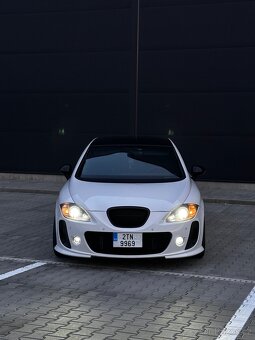 Seat Leon Cupra R - 4