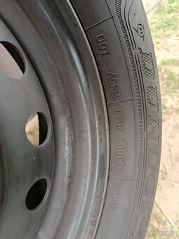 Sada 4ks disků Toyota 4x100 6Jx15 s pneu DUNLOP 195/60 R15 - 4