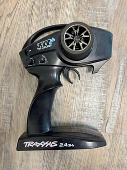 Traxxas Rustler 4x4 VXL + bohaté příslušenství - 4