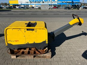 Reverzní vibrační deska Wacker Neuson DPU110 Lem 970, 830kg - 4
