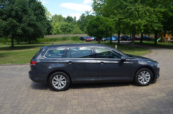 PRODÁM VW PASSAT COMBI 2.0TDI 190PS WEBASTO,NAVI,TOP - 4